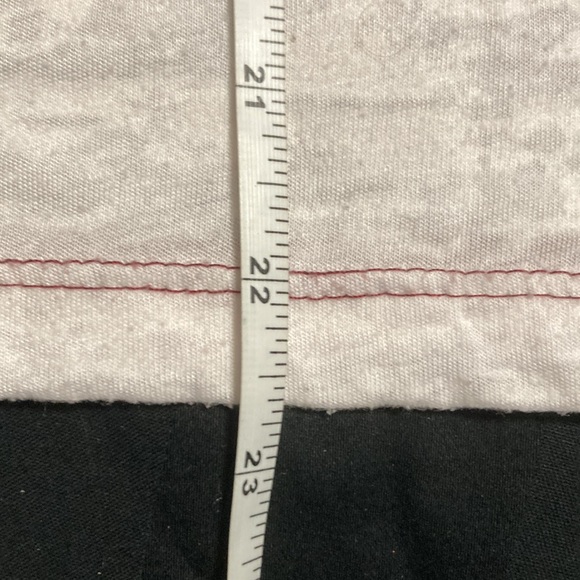 Medium Aggie V-Neck Lightweight Top - Picture 11 of 11